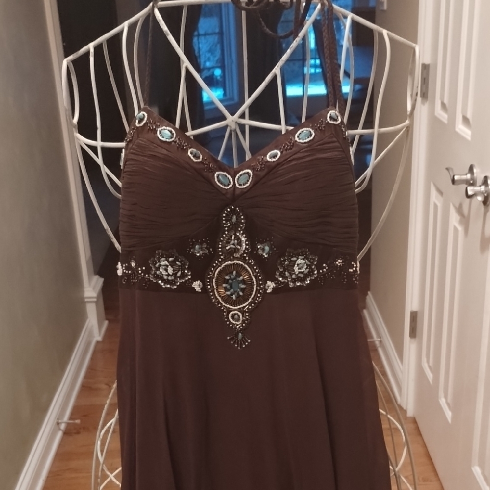Elegant Brown Sue Wong 100% Silk Halter Dress - Picture 3 of 16